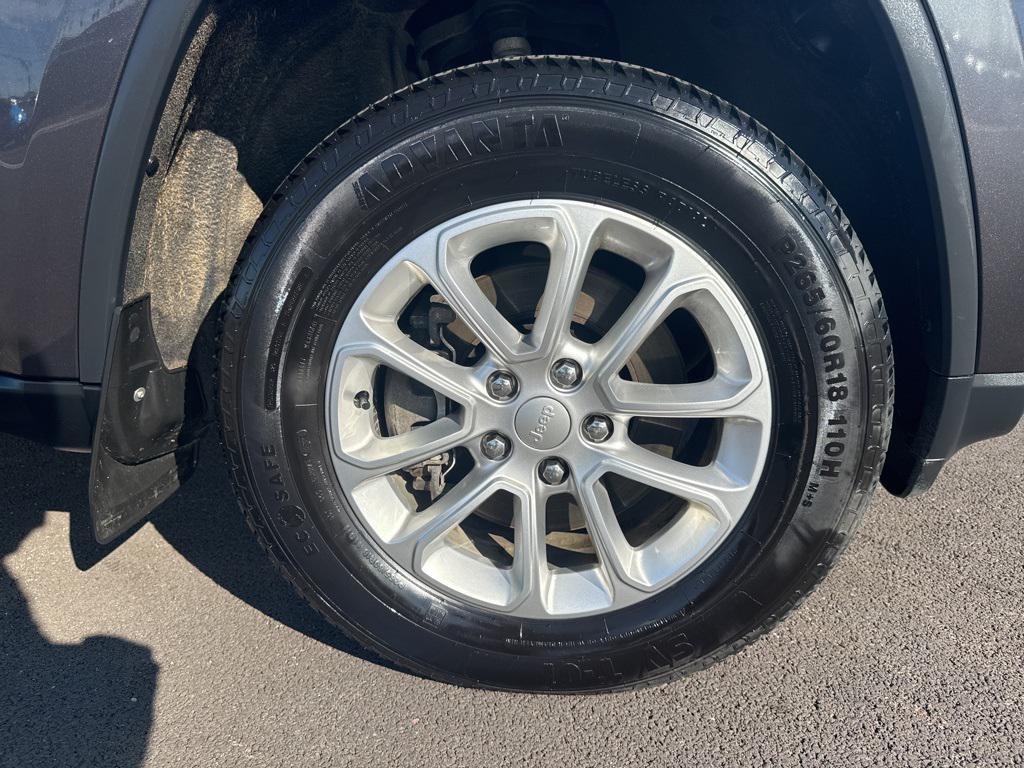 used 2021 Jeep Grand Cherokee car, priced at $25,600
