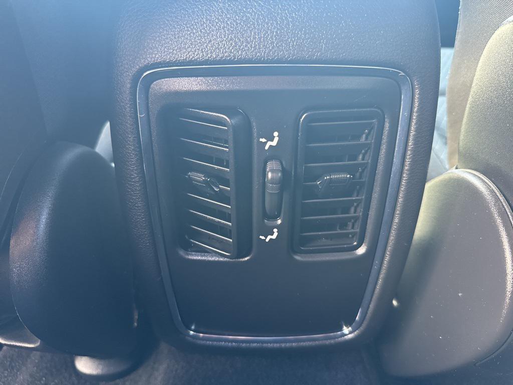 used 2021 Jeep Grand Cherokee car, priced at $25,600