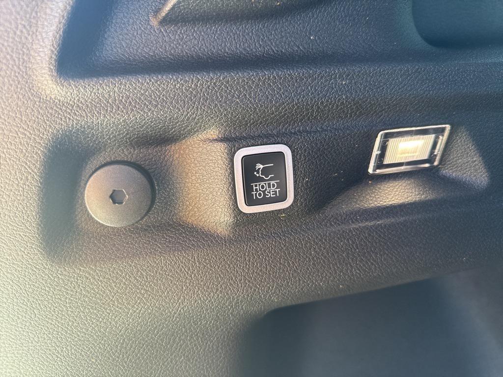 new 2025 Jeep Grand Cherokee L car, priced at $48,130