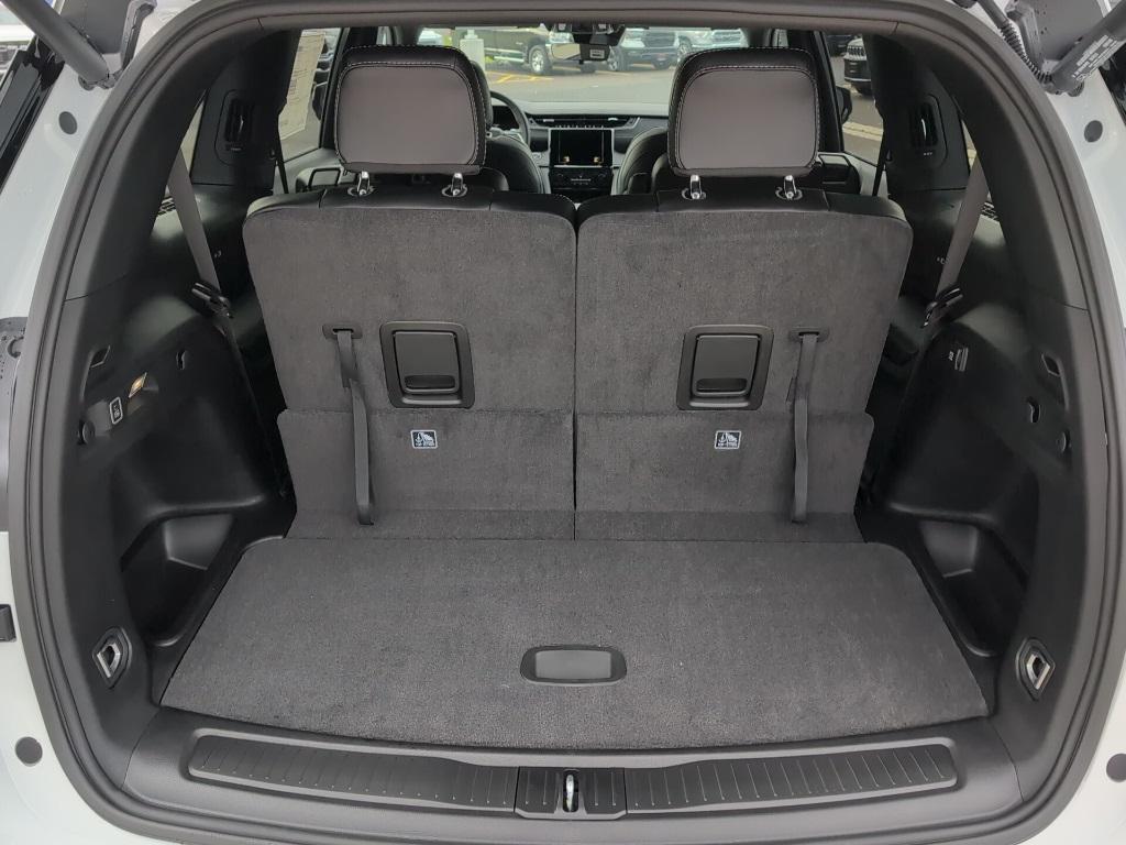 new 2025 Jeep Grand Cherokee L car, priced at $49,130