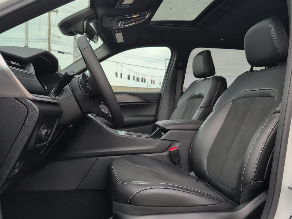 new 2025 Jeep Grand Cherokee L car, priced at $49,130