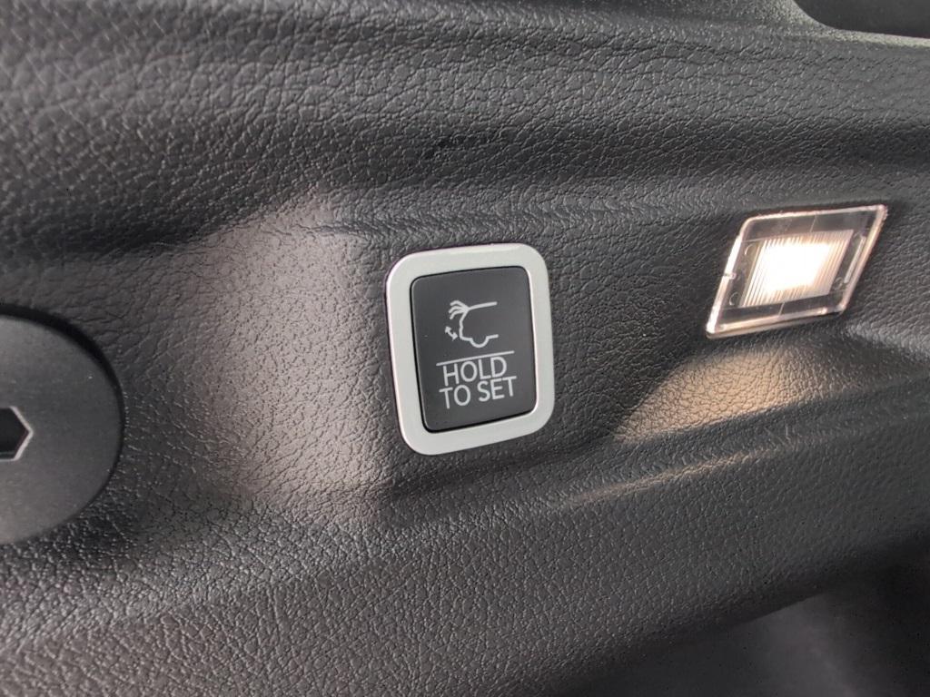 new 2025 Jeep Grand Cherokee L car, priced at $49,130