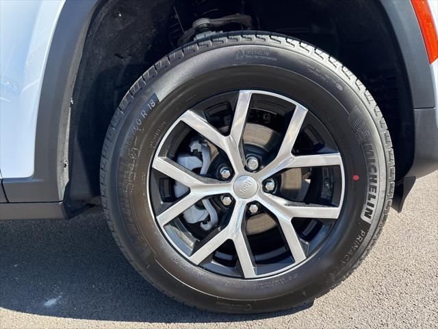 new 2025 Jeep Grand Cherokee car, priced at $46,700