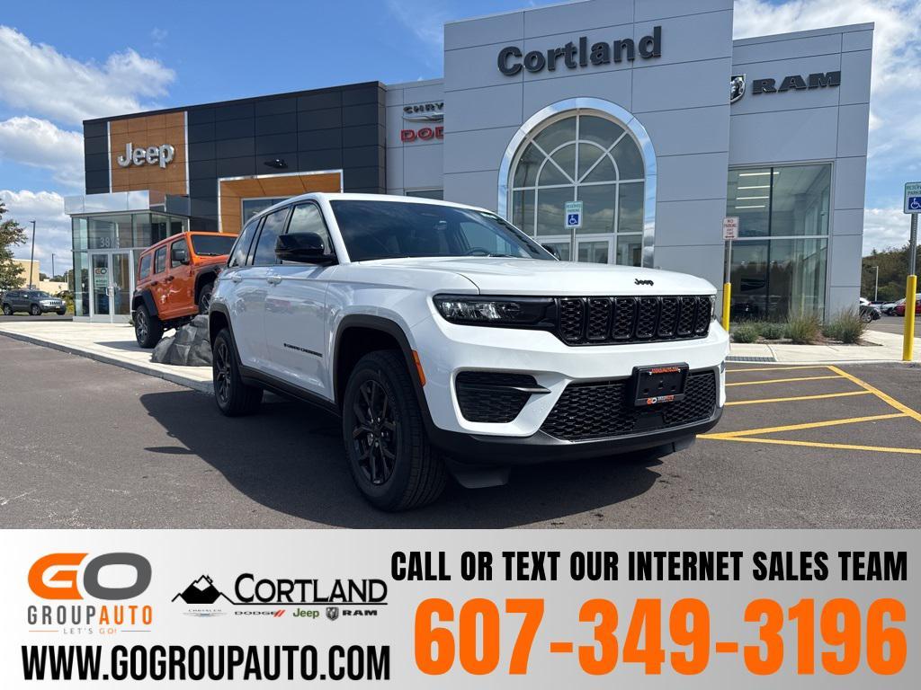 new 2025 Jeep Grand Cherokee car, priced at $45,635