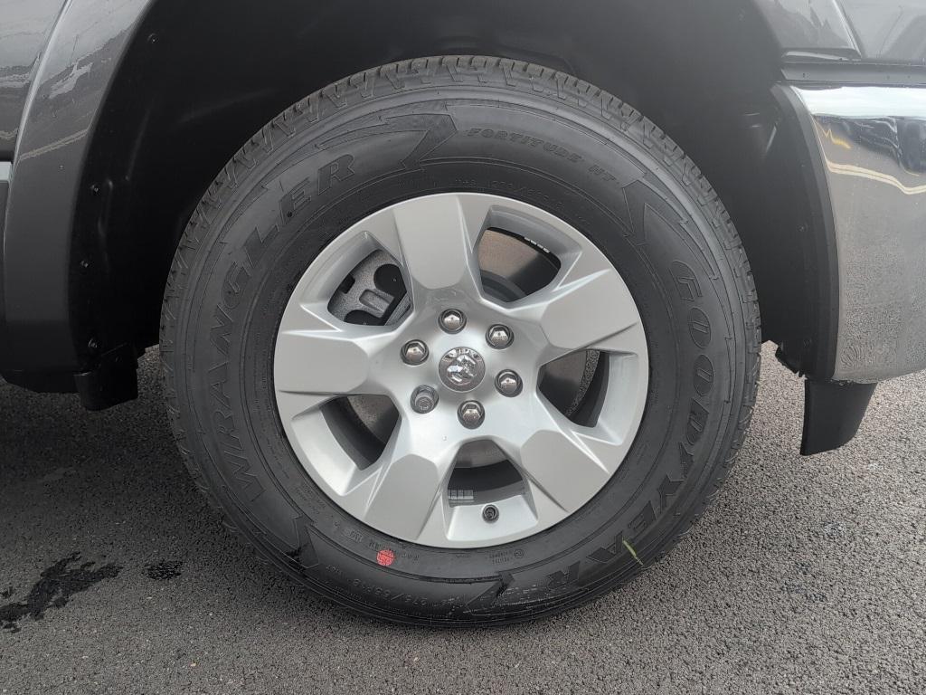 new 2025 Ram 1500 car, priced at $55,805