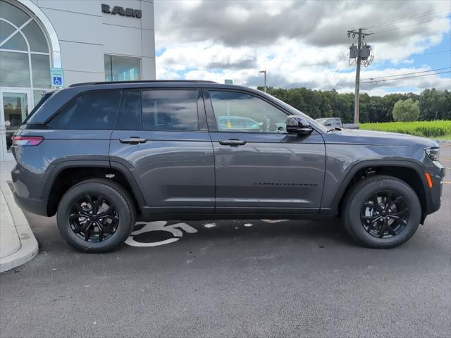 new 2025 Jeep Grand Cherokee car, priced at $46,730