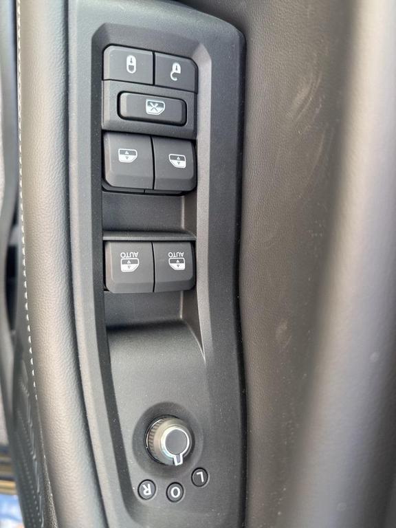 new 2025 Jeep Grand Cherokee car, priced at $44,170