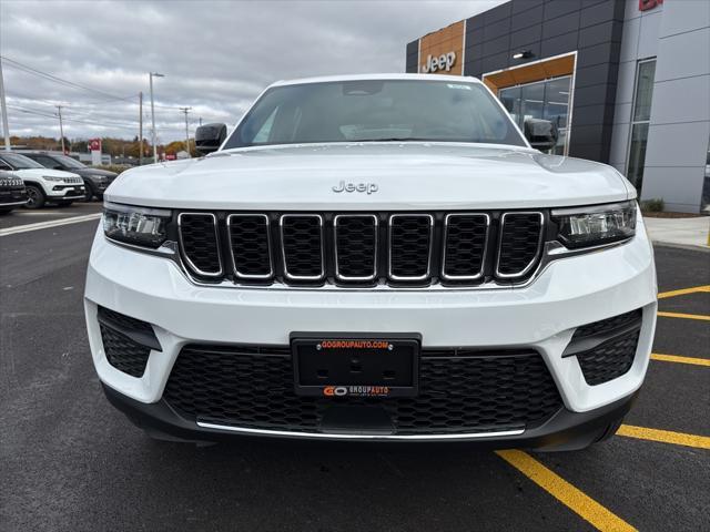 new 2025 Jeep Grand Cherokee car, priced at $43,375