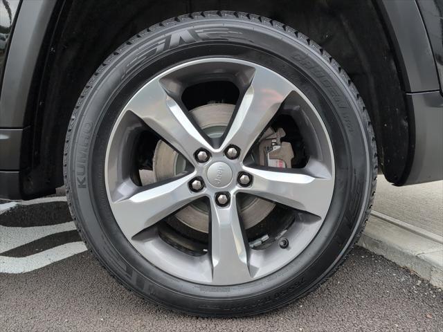 used 2021 Jeep Grand Cherokee L car, priced at $32,000