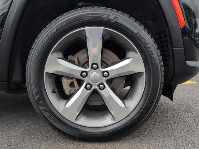 used 2021 Jeep Grand Cherokee L car, priced at $32,000