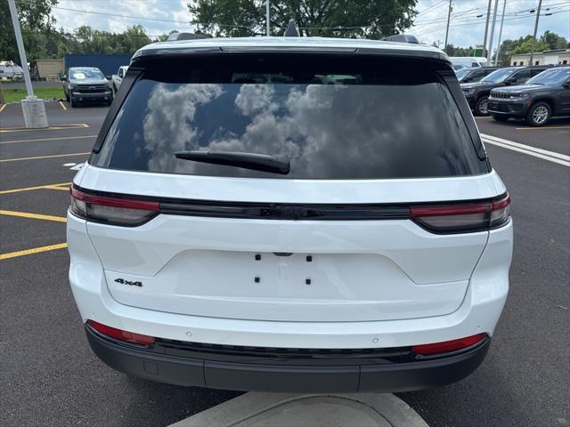 new 2025 Jeep Grand Cherokee car, priced at $46,135