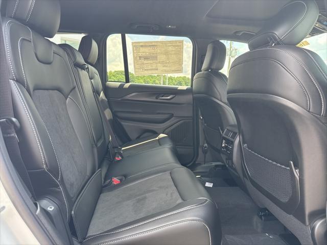 new 2025 Jeep Grand Cherokee car, priced at $46,135