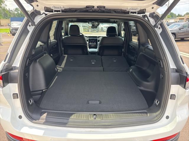 new 2025 Jeep Grand Cherokee car, priced at $46,135