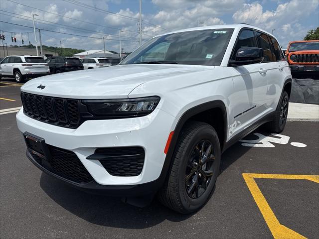 new 2025 Jeep Grand Cherokee car, priced at $46,135