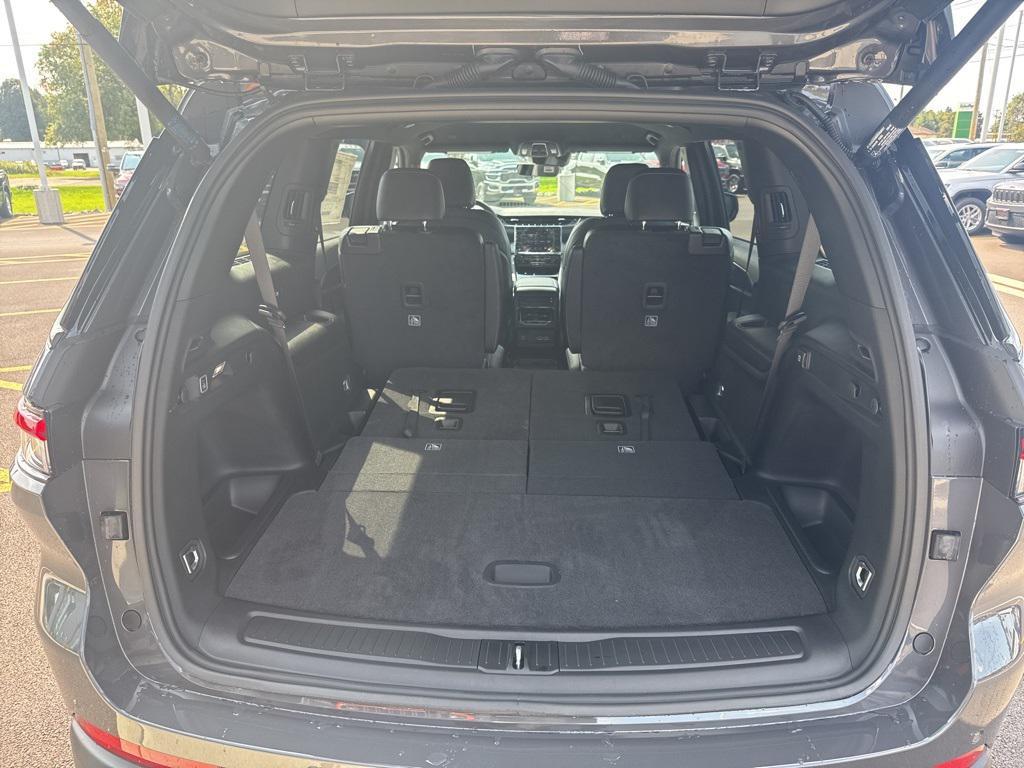 new 2025 Jeep Grand Cherokee L car, priced at $48,725