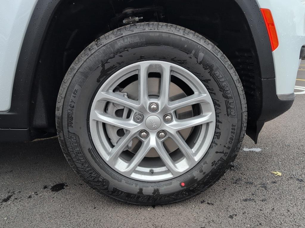 new 2025 Jeep Grand Cherokee L car, priced at $45,325