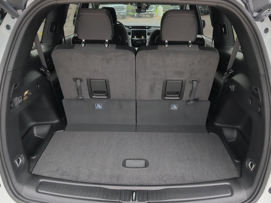 new 2025 Jeep Grand Cherokee L car, priced at $45,325