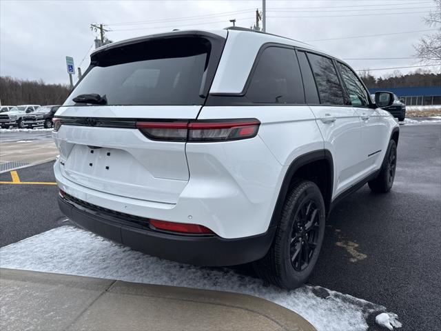 new 2025 Jeep Grand Cherokee car, priced at $45,935