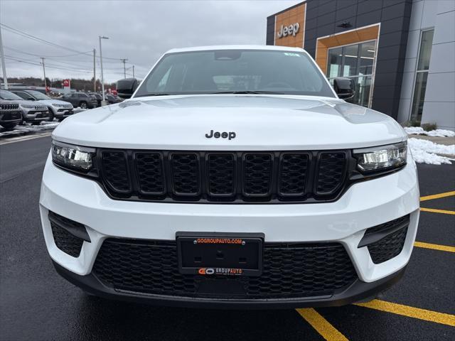 new 2025 Jeep Grand Cherokee car, priced at $45,935