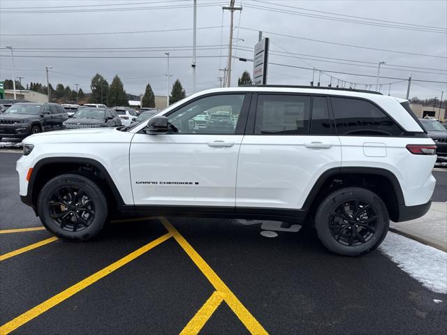 new 2025 Jeep Grand Cherokee car, priced at $45,935