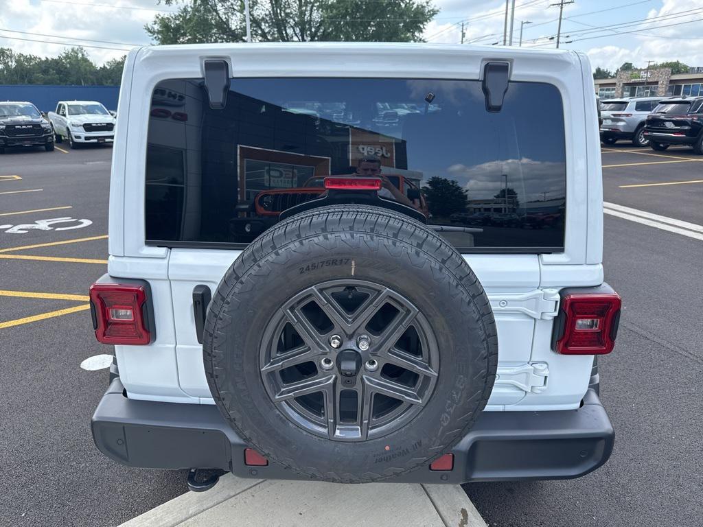 new 2025 Jeep Wrangler car, priced at $52,133