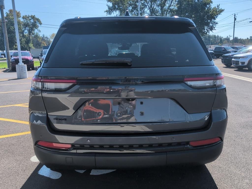 used 2023 Jeep Grand Cherokee car, priced at $34,700