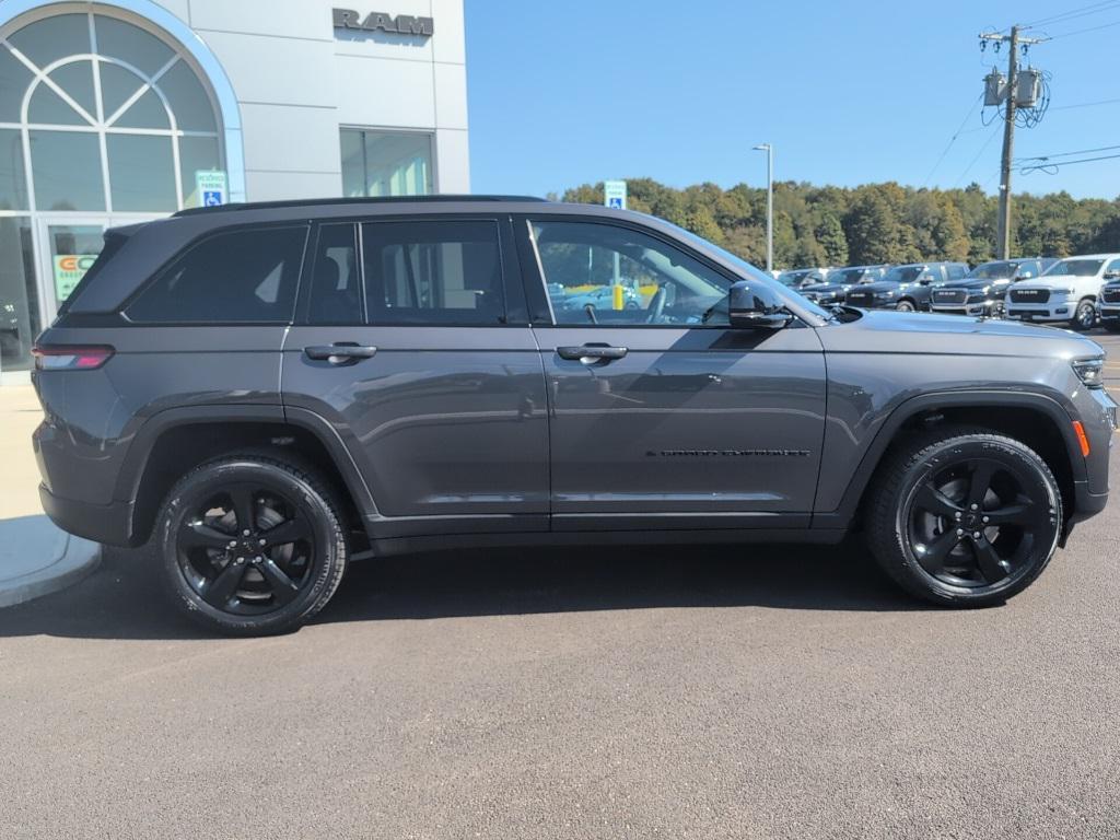 used 2023 Jeep Grand Cherokee car, priced at $34,700