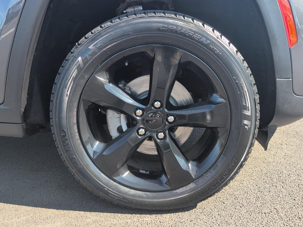 used 2023 Jeep Grand Cherokee car, priced at $34,700