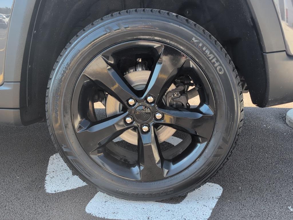 used 2023 Jeep Grand Cherokee car, priced at $34,700