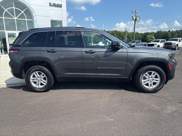 used 2022 Jeep Grand Cherokee car, priced at $31,900