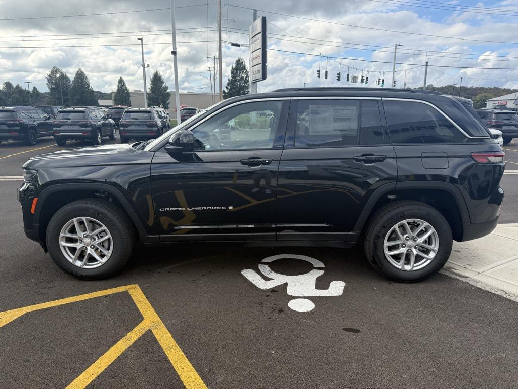 new 2025 Jeep Grand Cherokee car, priced at $44,665