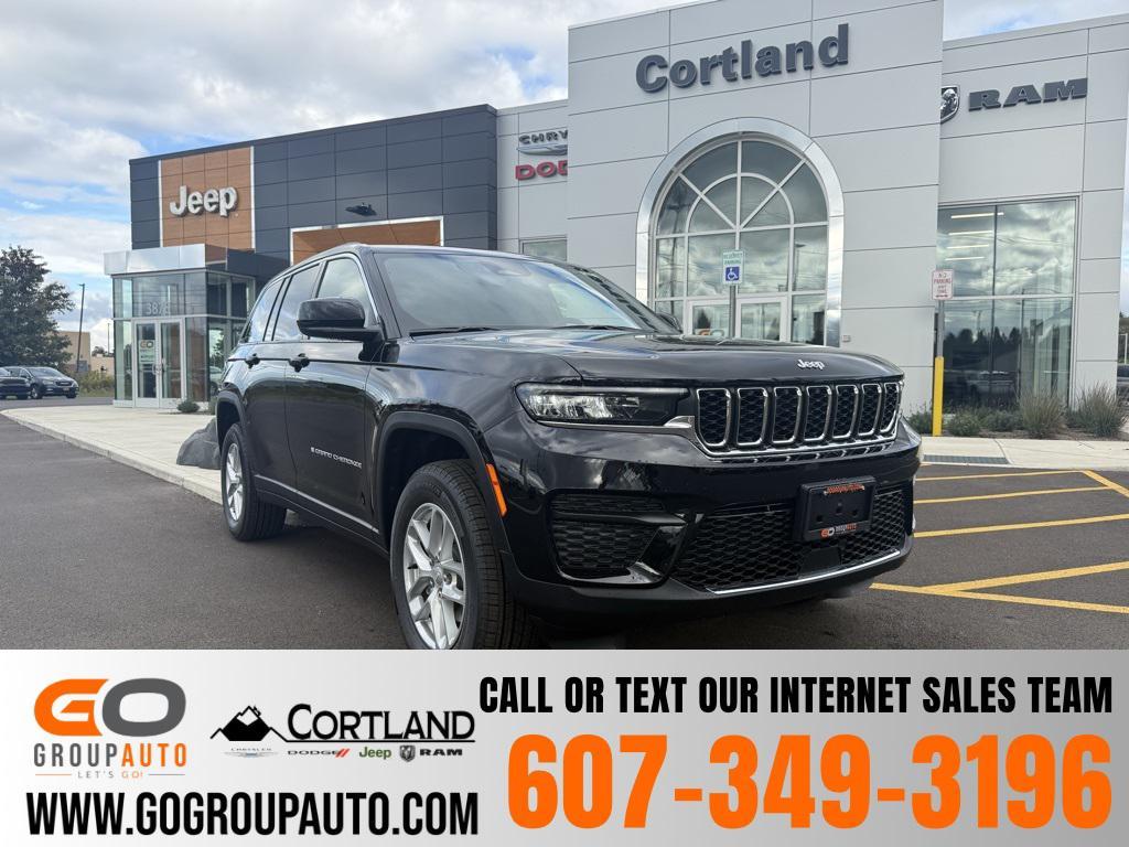 new 2025 Jeep Grand Cherokee car, priced at $44,665