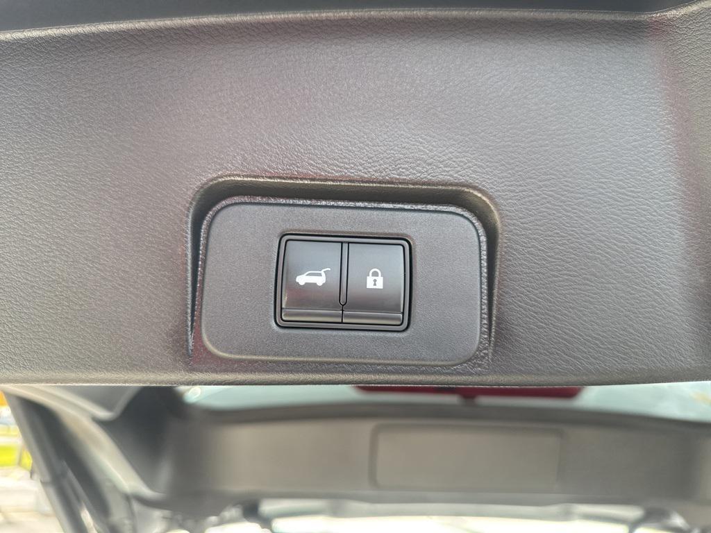 used 2022 Nissan Rogue car, priced at $23,800