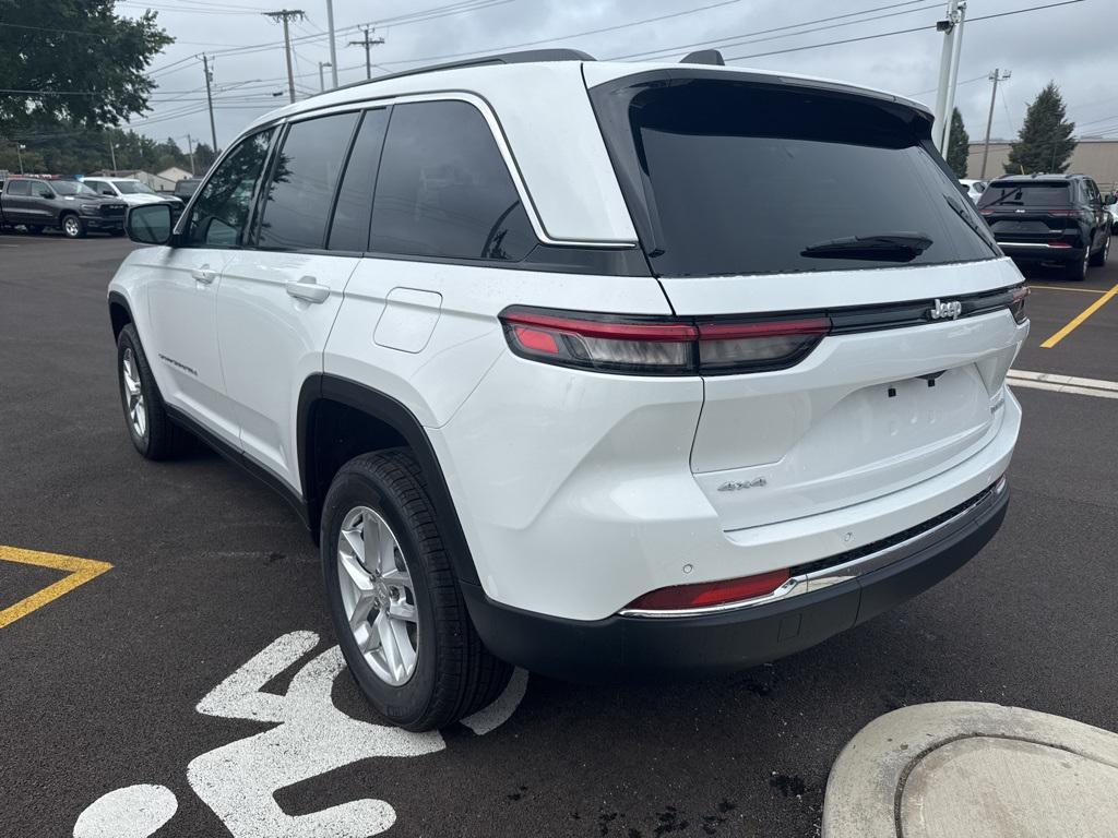 new 2025 Jeep Grand Cherokee car, priced at $43,075