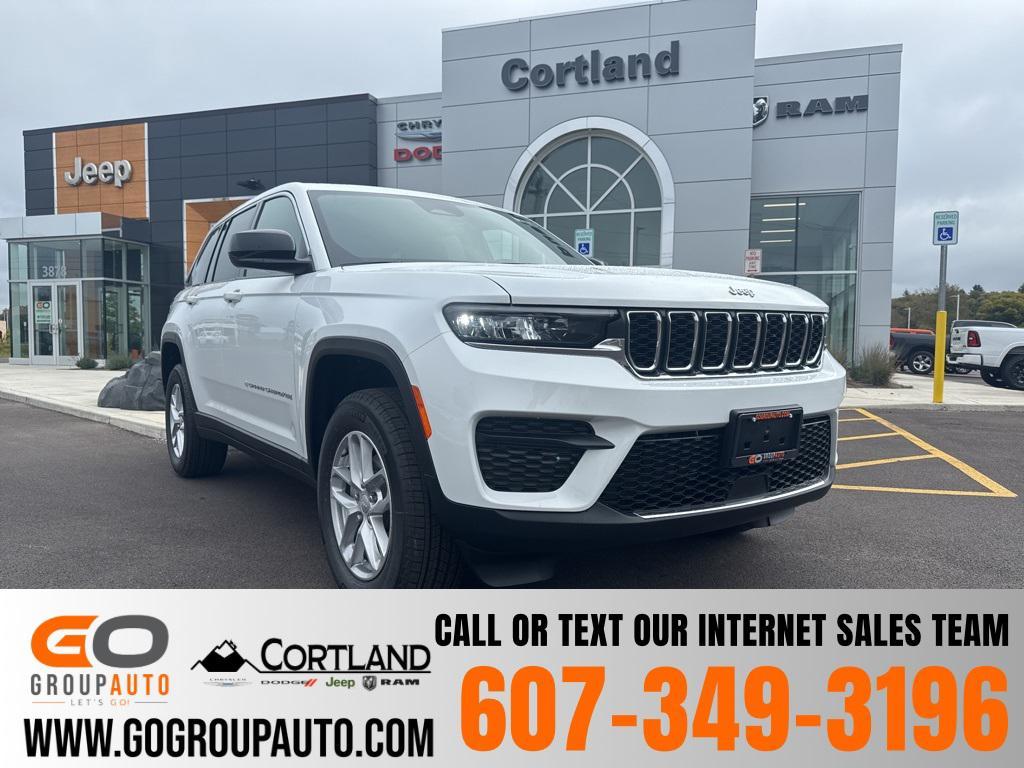 new 2025 Jeep Grand Cherokee car, priced at $43,075