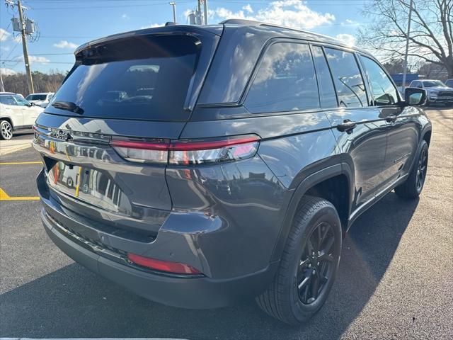 new 2025 Jeep Grand Cherokee car, priced at $46,530