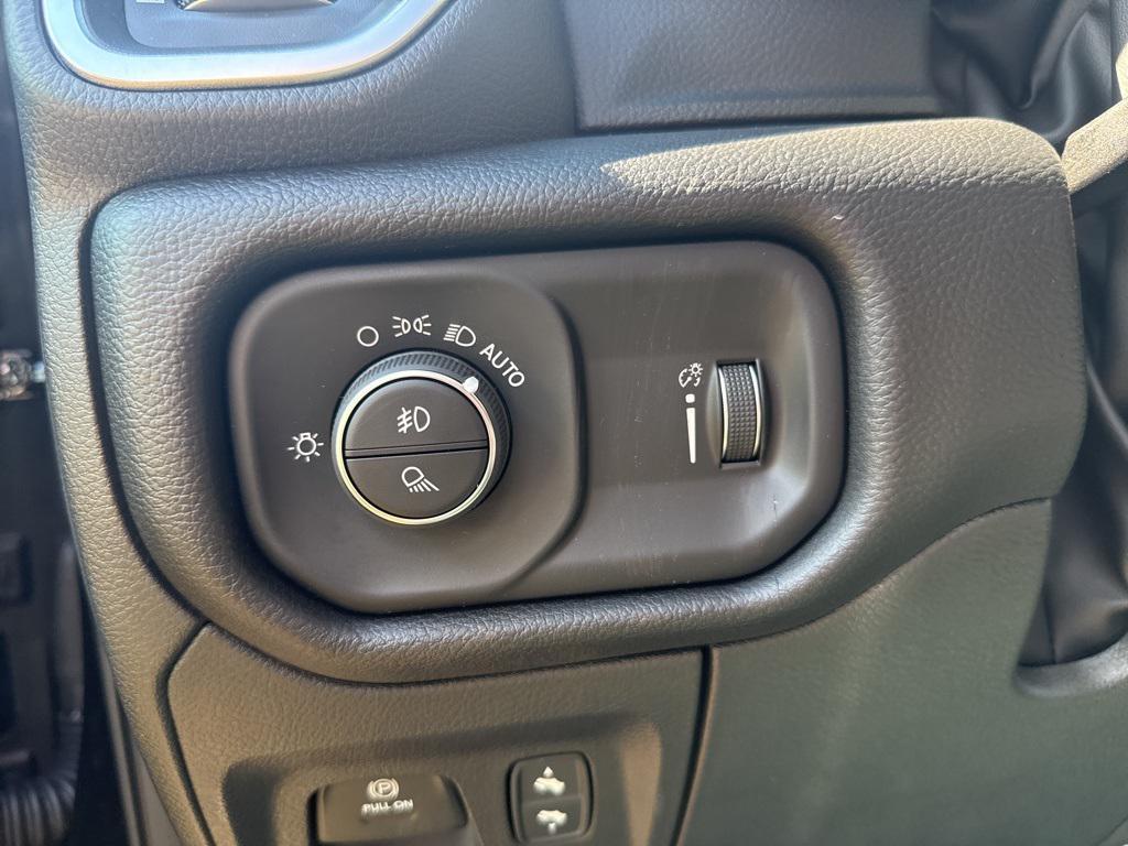 new 2025 Ram 1500 car, priced at $55,405