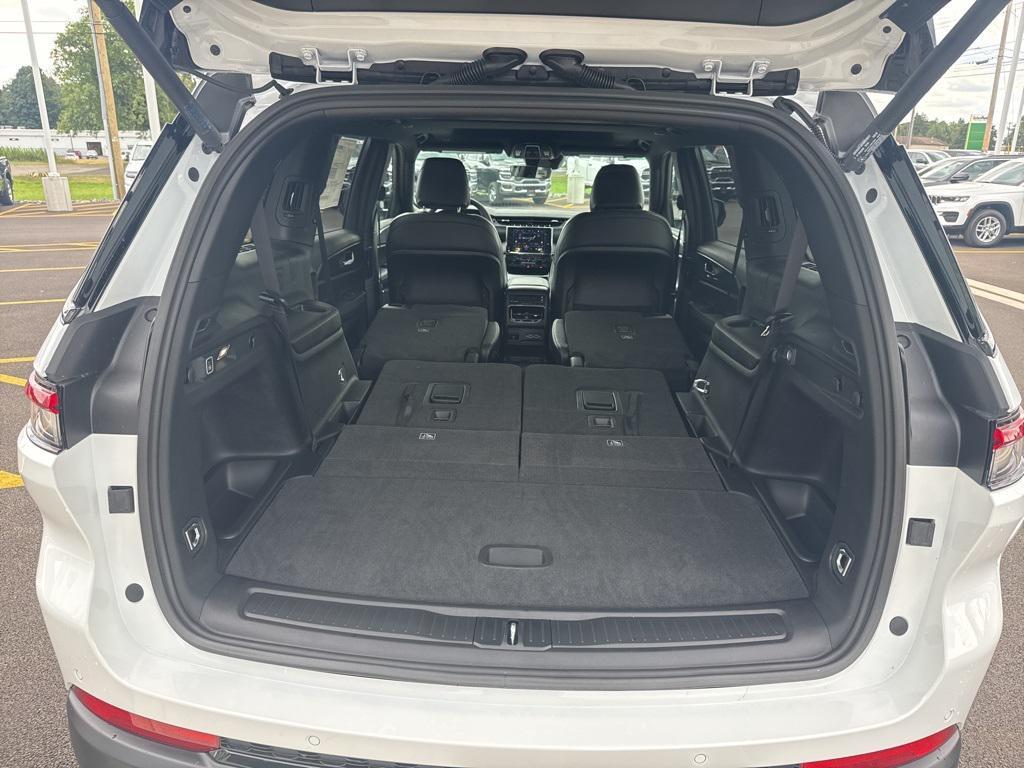 new 2025 Jeep Grand Cherokee L car, priced at $47,635