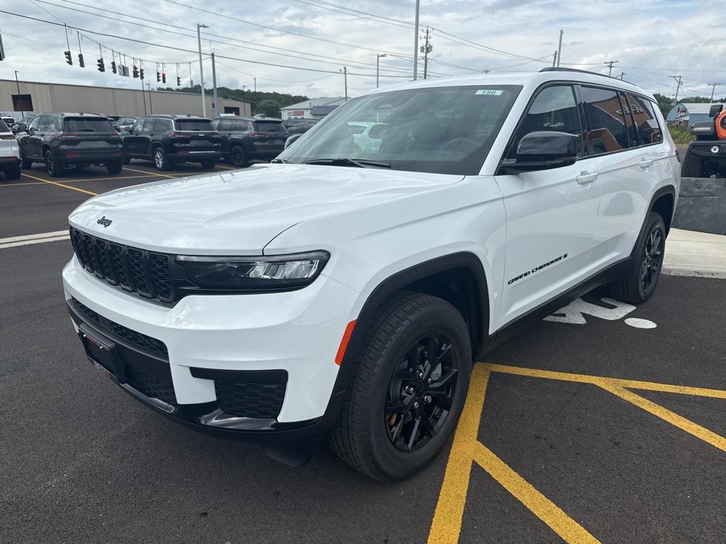 new 2025 Jeep Grand Cherokee L car, priced at $47,635