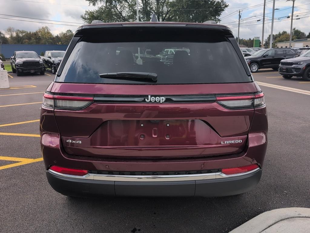 new 2025 Jeep Grand Cherokee car, priced at $43,670