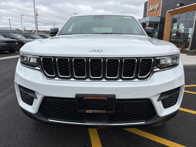 new 2025 Jeep Grand Cherokee car, priced at $43,375