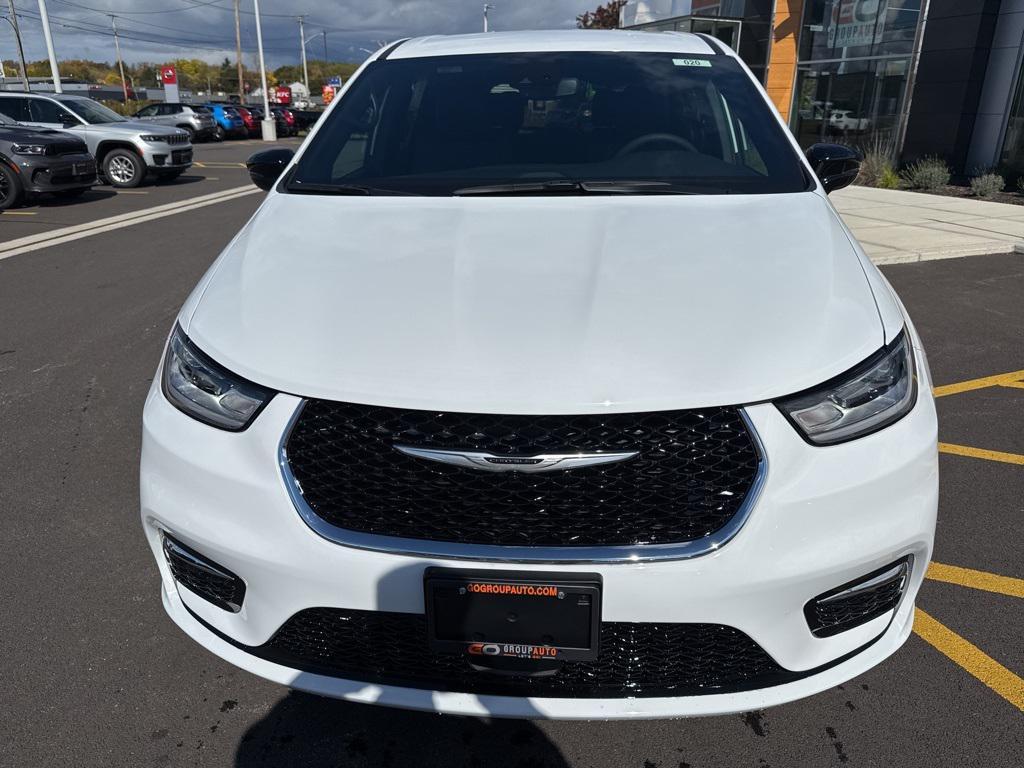 new 2026 Chrysler Pacifica car, priced at $48,135