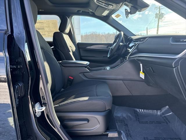 new 2025 Jeep Grand Cherokee car