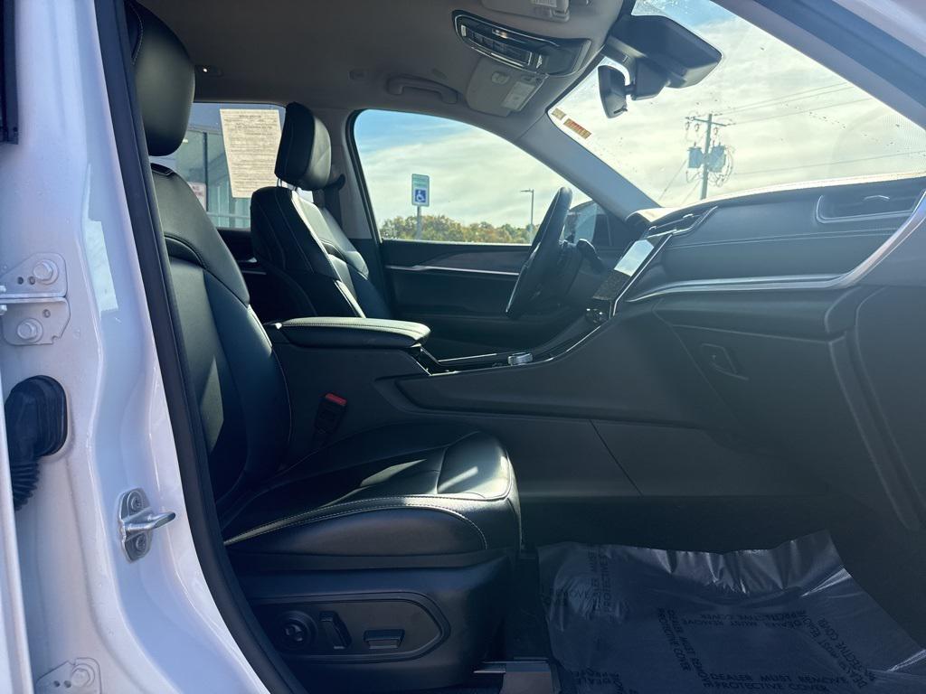 used 2023 Jeep Grand Cherokee L car, priced at $38,900