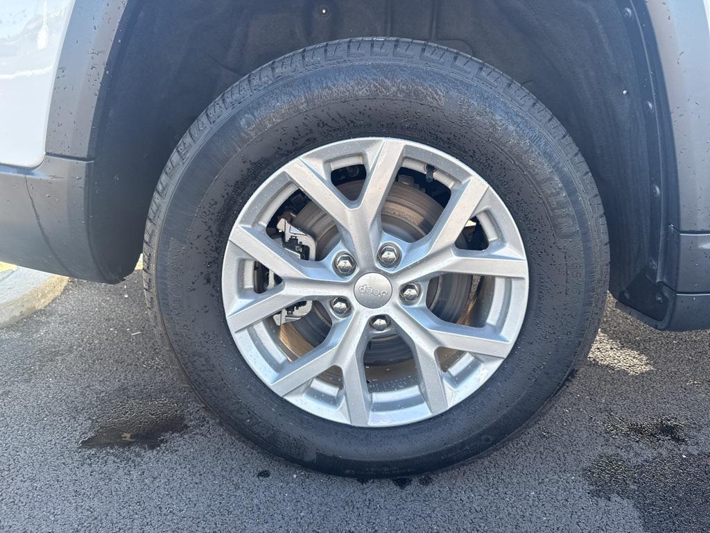 used 2023 Jeep Grand Cherokee L car, priced at $38,900