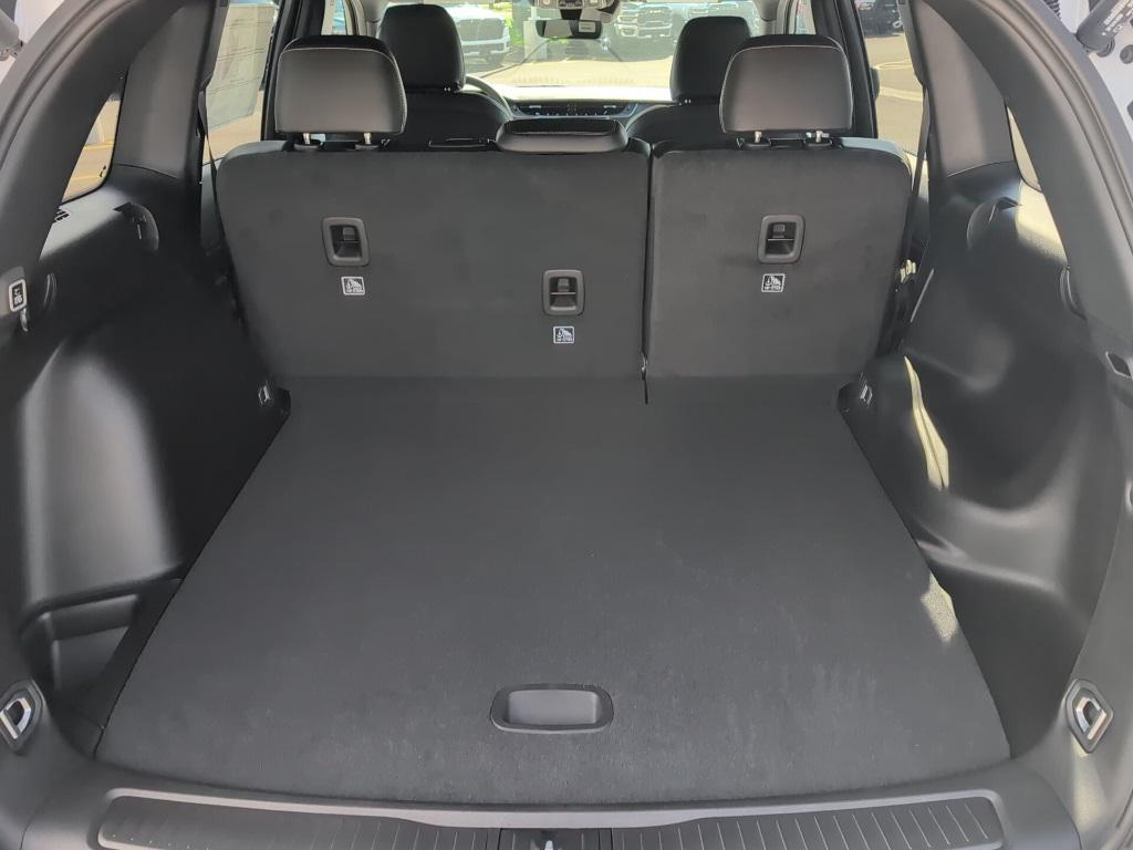 new 2025 Jeep Grand Cherokee car, priced at $45,635