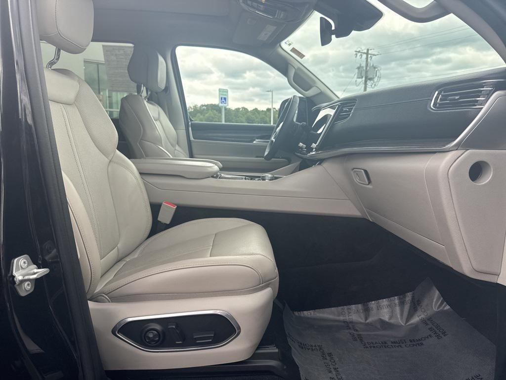 used 2022 Jeep Wagoneer car, priced at $47,700