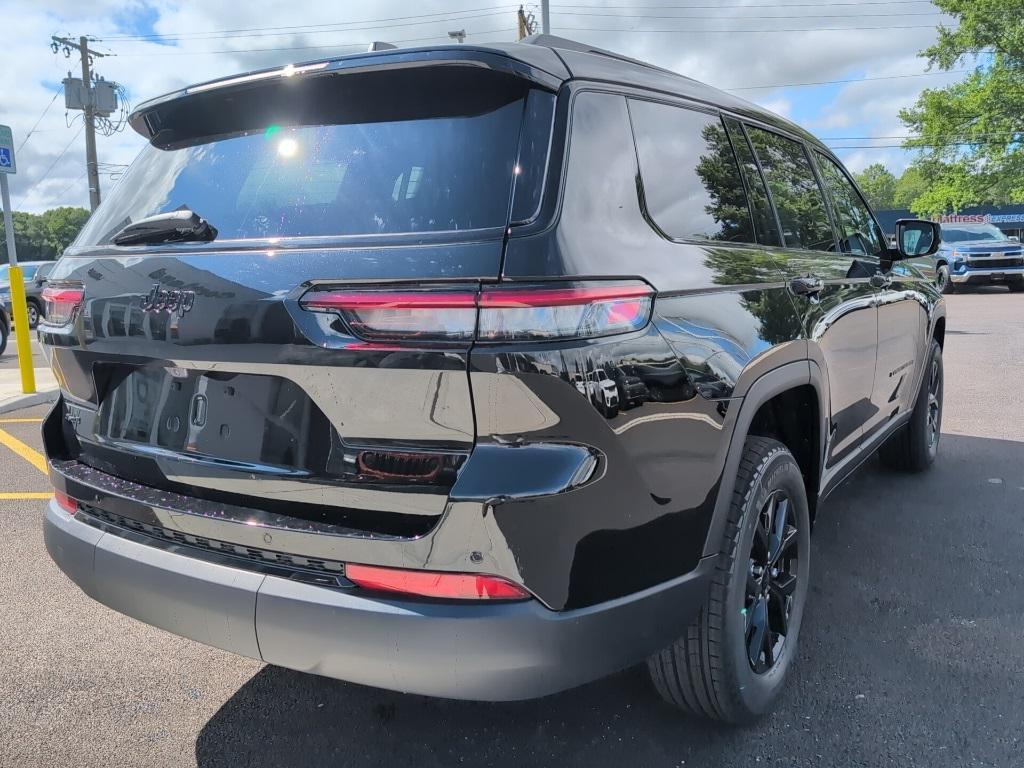 new 2025 Jeep Grand Cherokee L car, priced at $48,230
