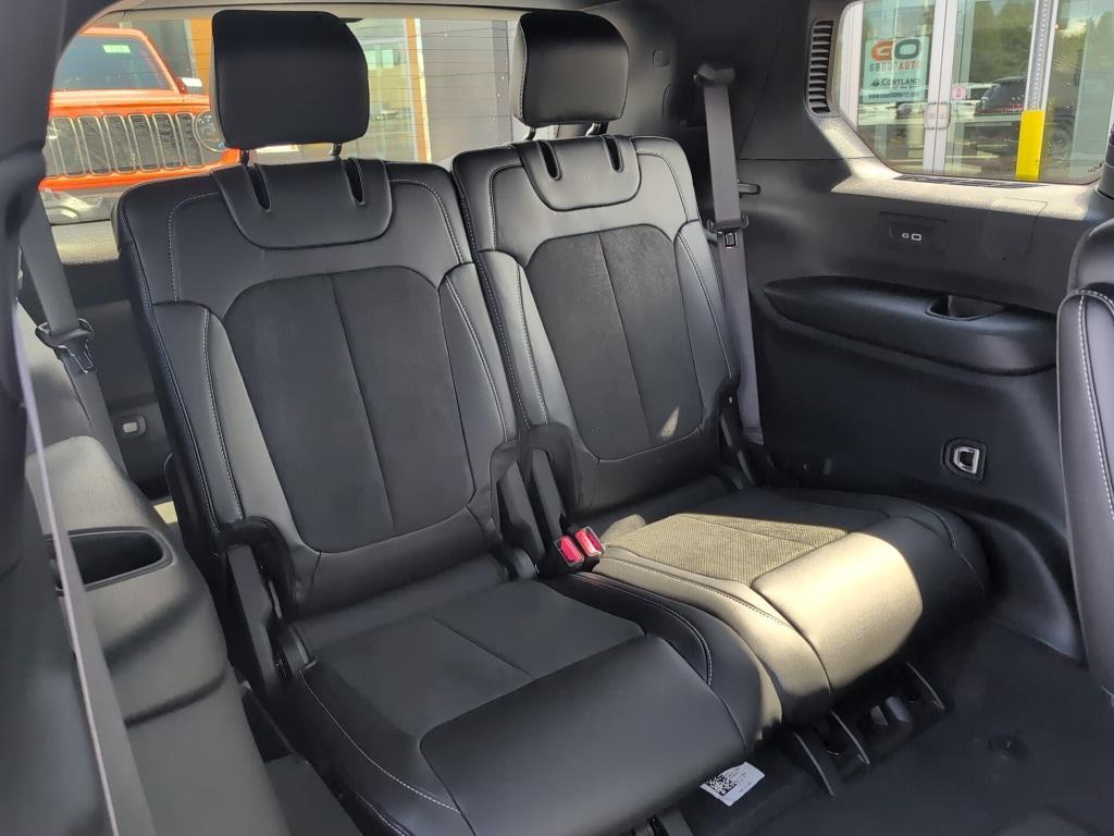 new 2025 Jeep Grand Cherokee L car, priced at $48,230