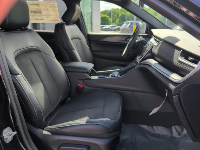 new 2025 Jeep Grand Cherokee L car, priced at $48,730